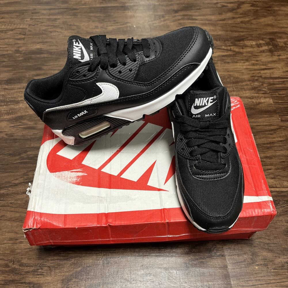 Nike Air Max 90 Black White Leather Sneakers DH8010-002 Women Size 6